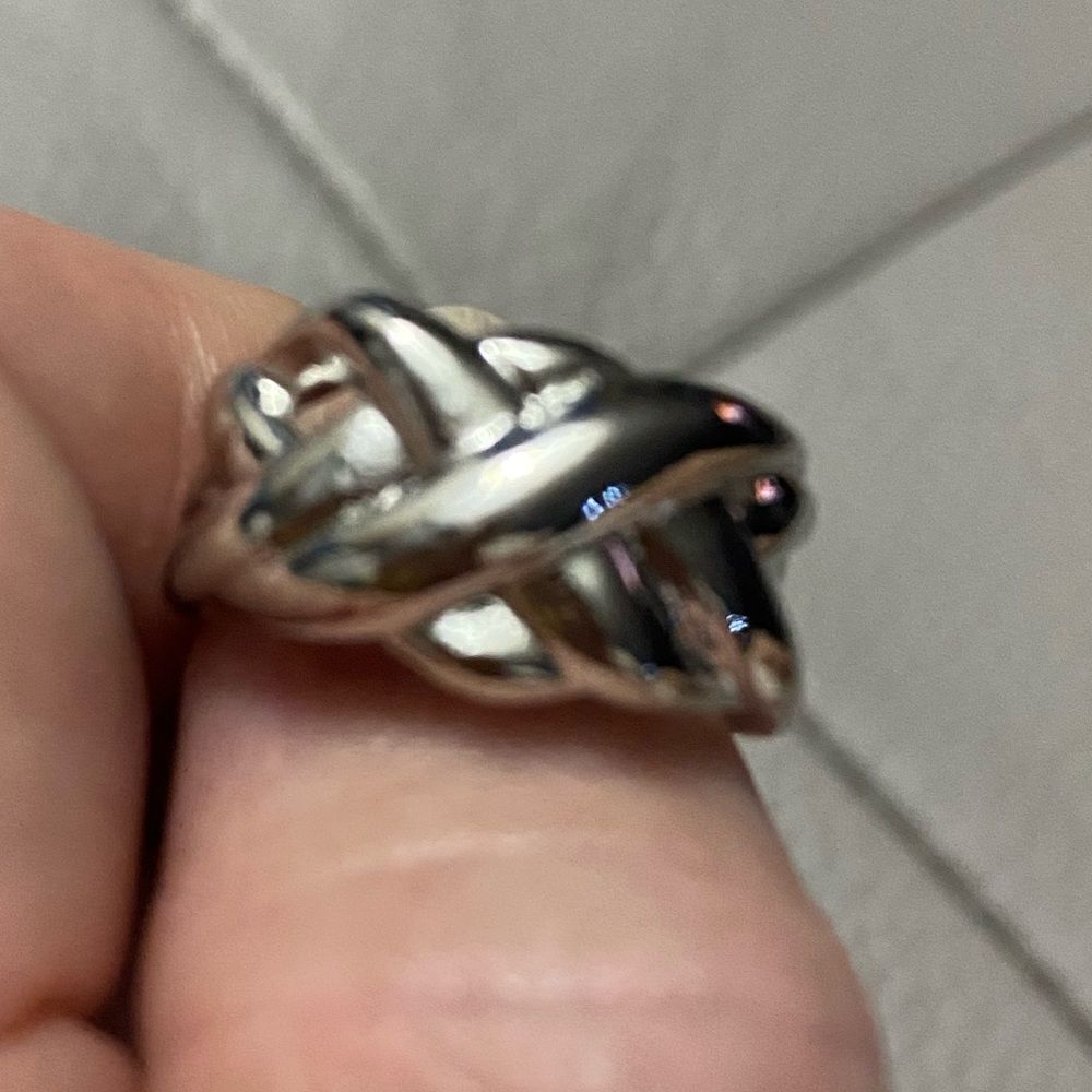 Puzzle Ring solid one piece silver plated Alloy and Zinc wears great Re… - Picture 2 of 7